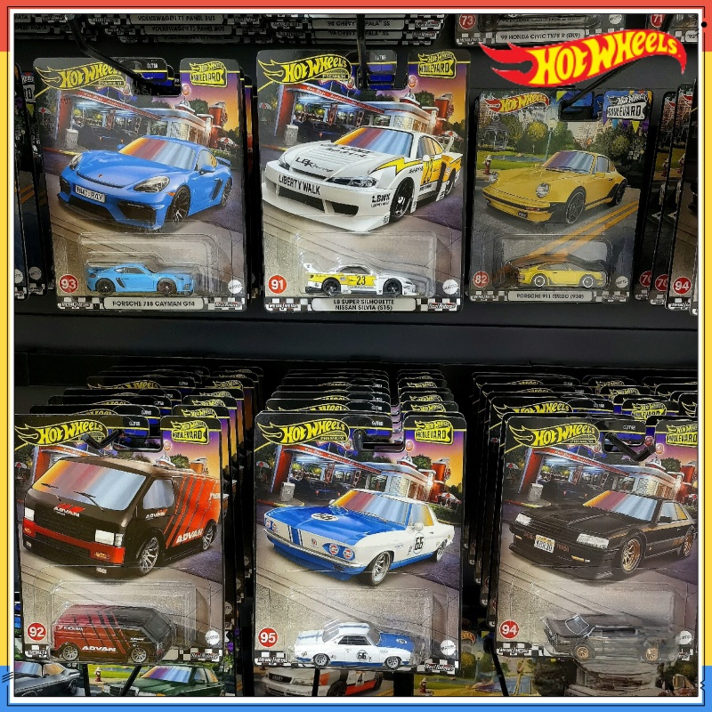 Mattel Hot Wheels Premium Boul - Mattel Collectible & Vintage Dolls incelemesi ve fiyatı
