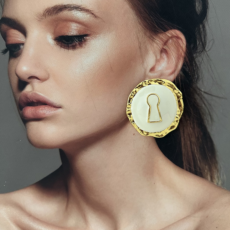 Abartılı Siyah Emaye Alaşım Yu - Vintage Collectible Jewelry incelemesi ve fiyatı